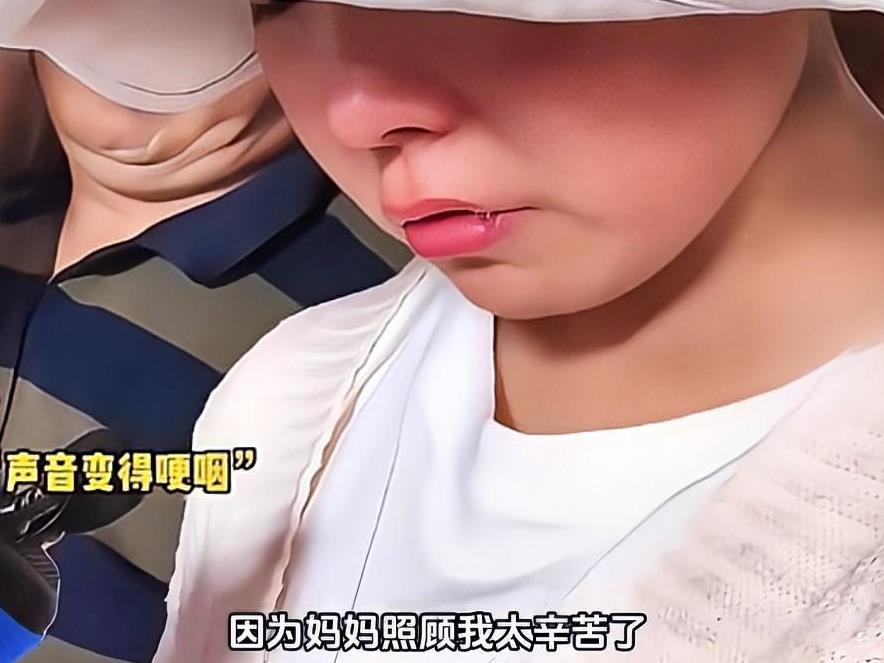 这才是互联网真正存在的意义！一户外博主在公交车偶遇一装素奇怪的女生，于是好奇的