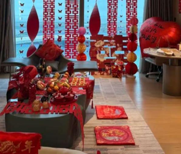 少买期房，买现房，别让期房给你坑了。如果已经怀孕了不要买毛坯，买装修好的房子，