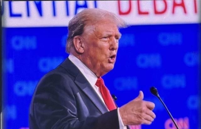 美国已经按耐不住了！美国国务院新闻负责人表示，针对美国政府批准对台出售武器一事，