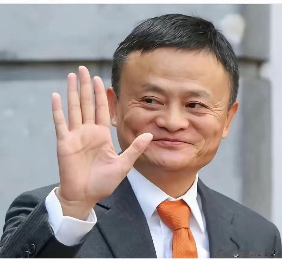 官媒三次点名马云，每一次都打在阿里的要害上。第一次，2020年外滩峰会上，马云说