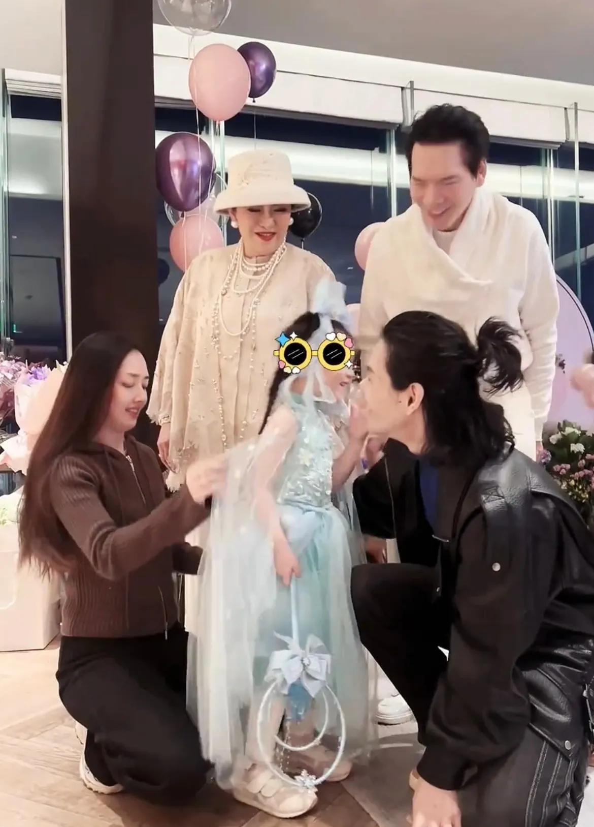 向太说她是大力支持郭碧婷带着孙子孙女住在台北的，因为亲家郭碧婷爸爸生病了，离娘家