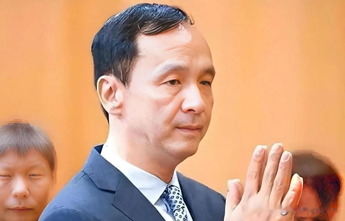 朱立伦露面了！面对台北市的选情，10月15日，朱立伦在接受采访时表示，我觉得蒋市