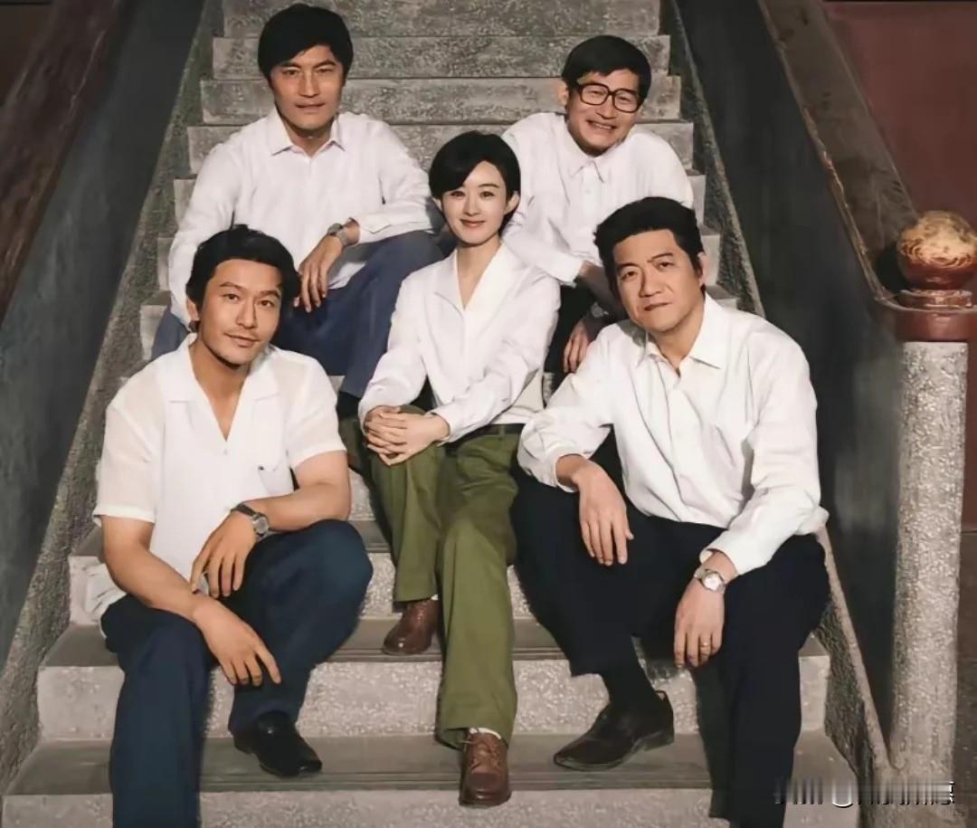 咱就说，赵丽颖这次恐怕又要“闯祸”了！《小城大事》这演员阵容，简直是把演技派