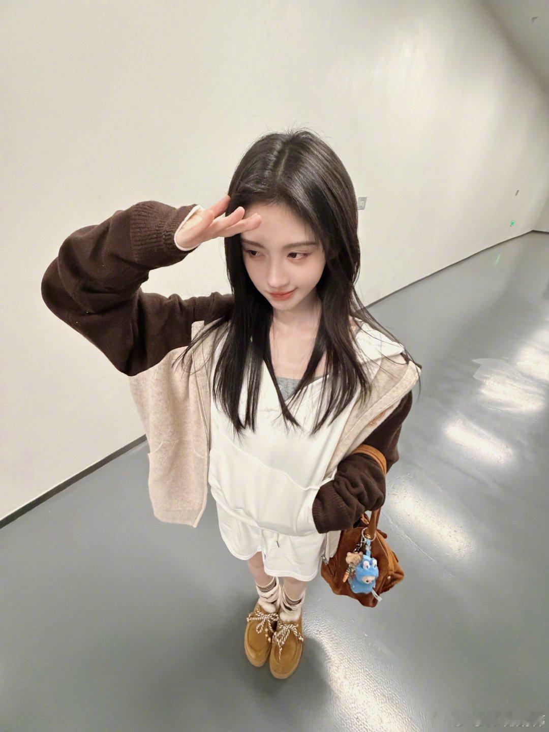 鞠婧祎jjy鞠婧祎来战jjy鞠婧祎阿黛小小世界你最至上＾ν＾