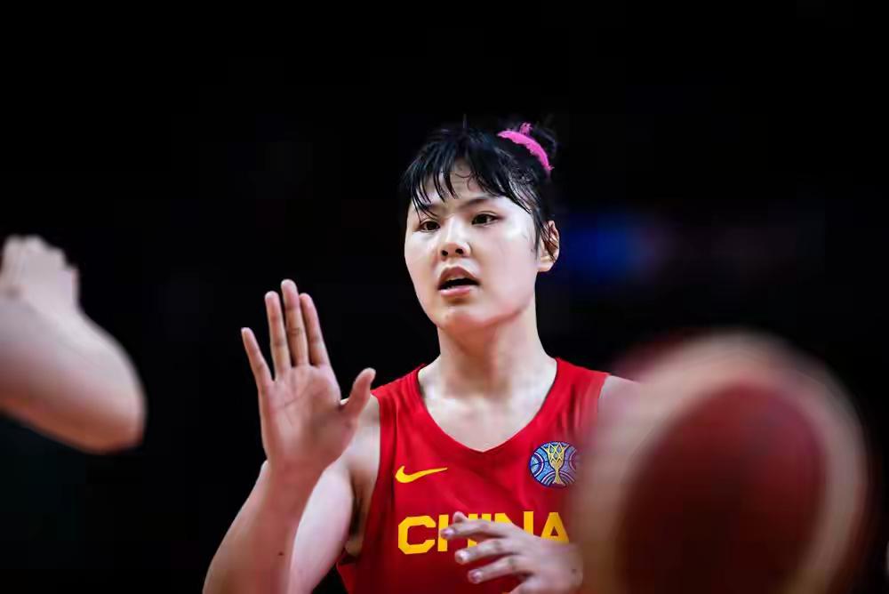 让我们祝福中国女篮李月汝！因为她将开启自己的职业生涯的第四次WNBA之旅！