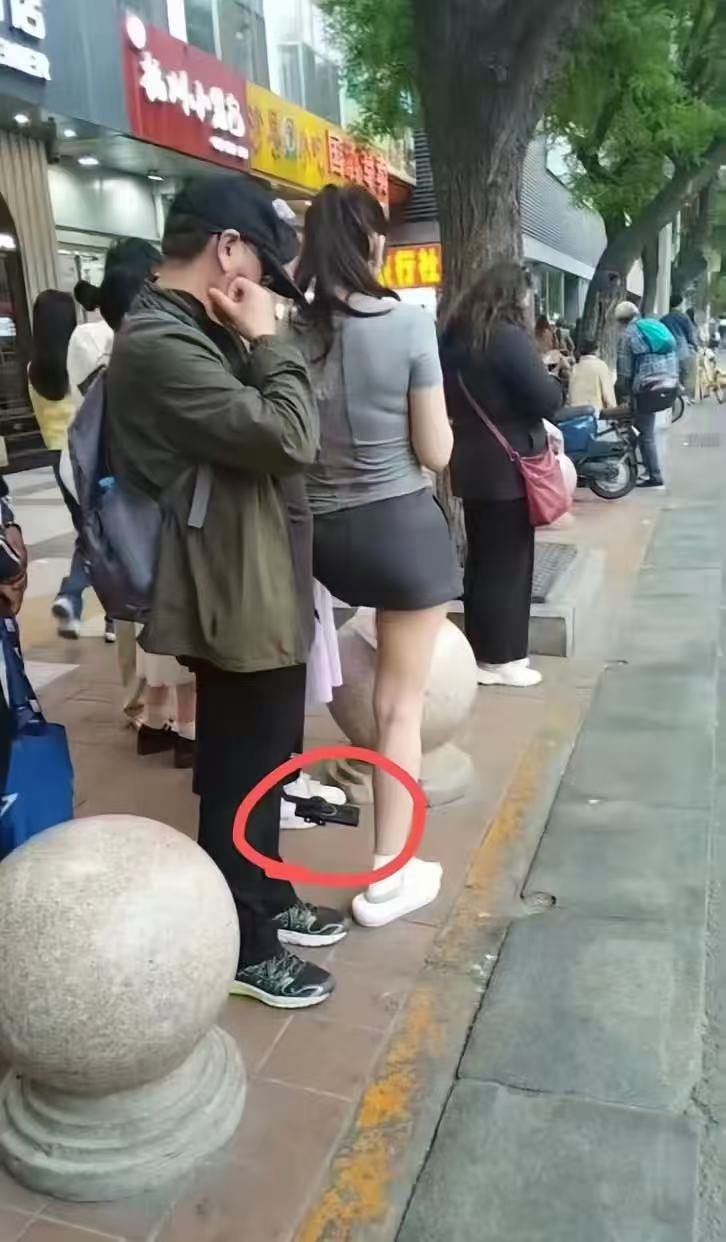 这么猥琐变态的人不多见了