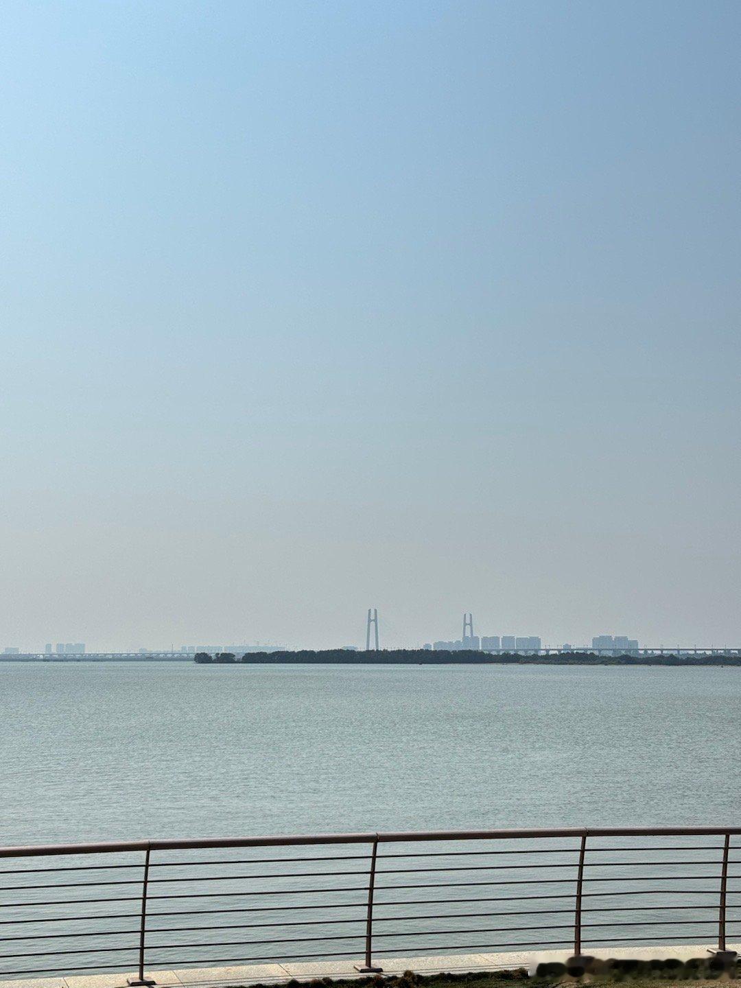 今天太开心了，南沙在广州很远的地方，就在广州最南方的位置。