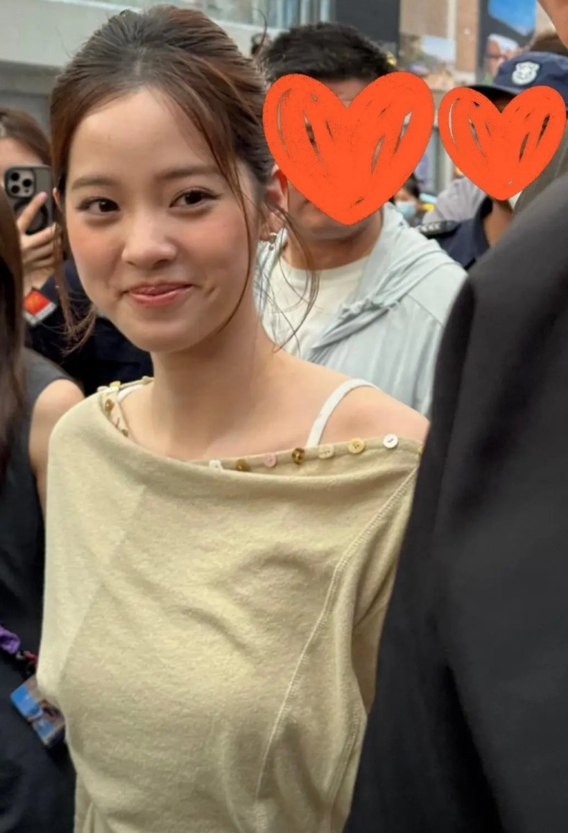 何小鹏和欧阳娜娜站一起这事真的是给所有女人提了个醒婚姻里的安全感，从来不