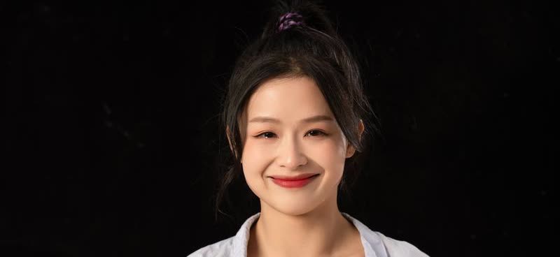 01孙俪家里的猫如果生了小猫，她会送给圈内的朋友。02金靖爱吃菠萝，还不喜欢