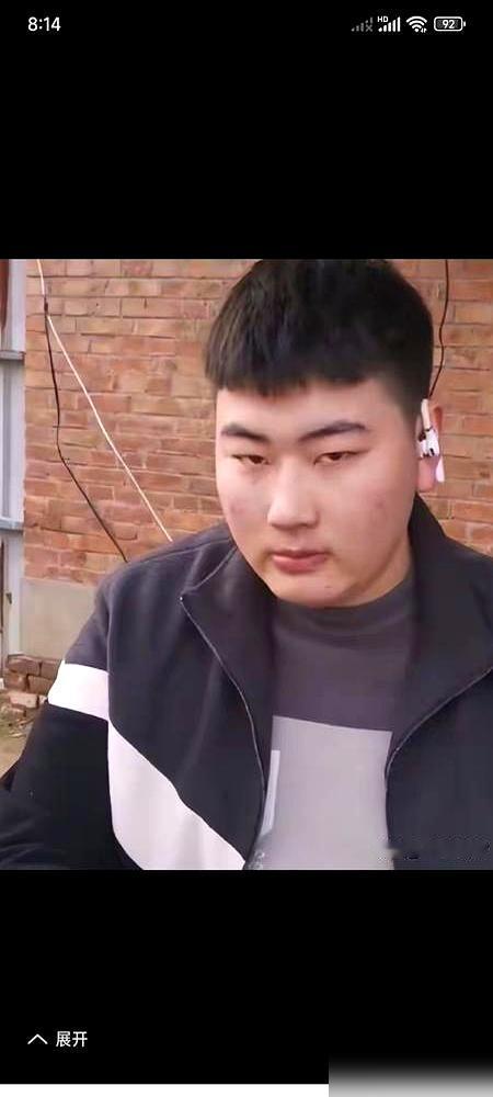 陈亚男不是蠢，是她从没看懂流量这块遮羞布。你没看错。当初“大衣哥儿媳”这层金