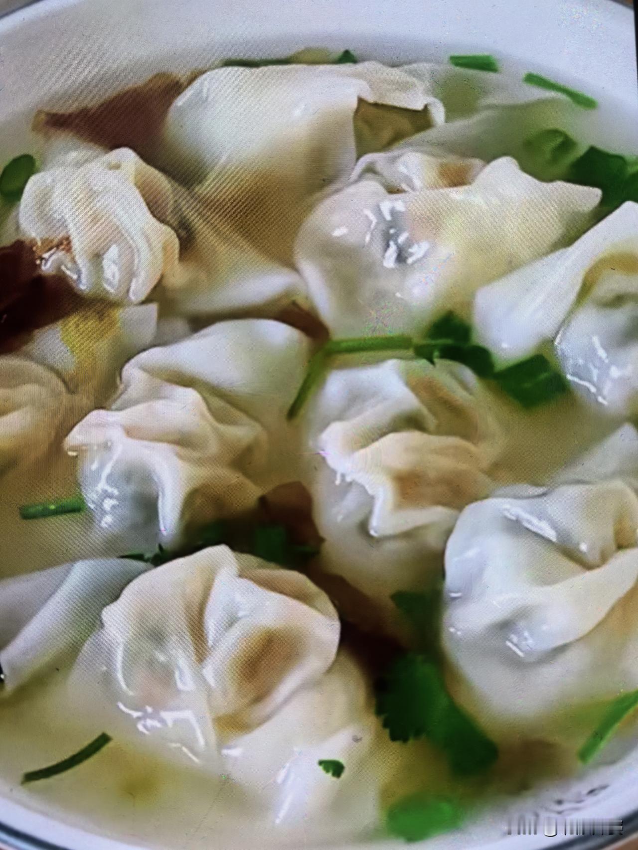 挑战给俩外孙做营养早餐10天不重样第二天早起10分钟，营养早餐准时端上桌，做一