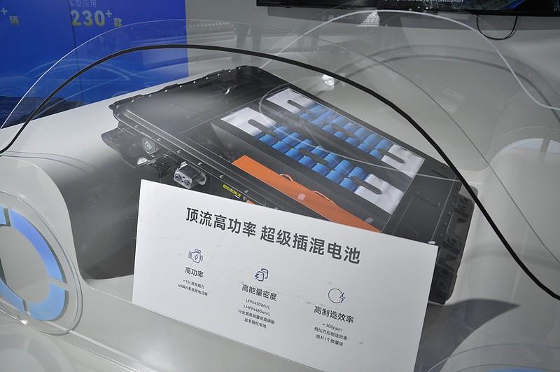 我家那台插混SUV开了快5年，累计跑了7.2万公里，其中纯电里程占了快6万，上周
