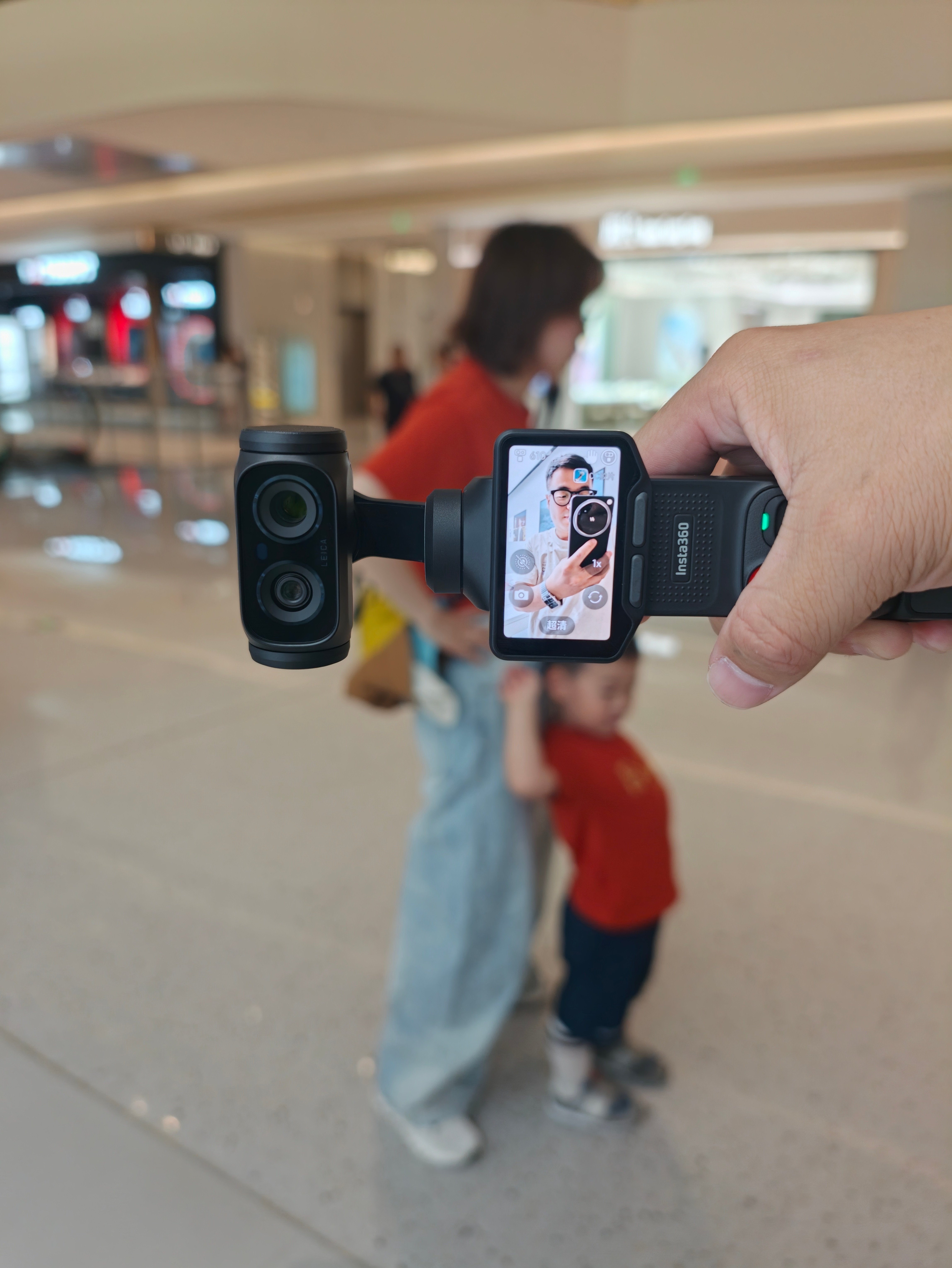 Insta360LunaUltra已经用过了操作方式跟Pocket一模一样无