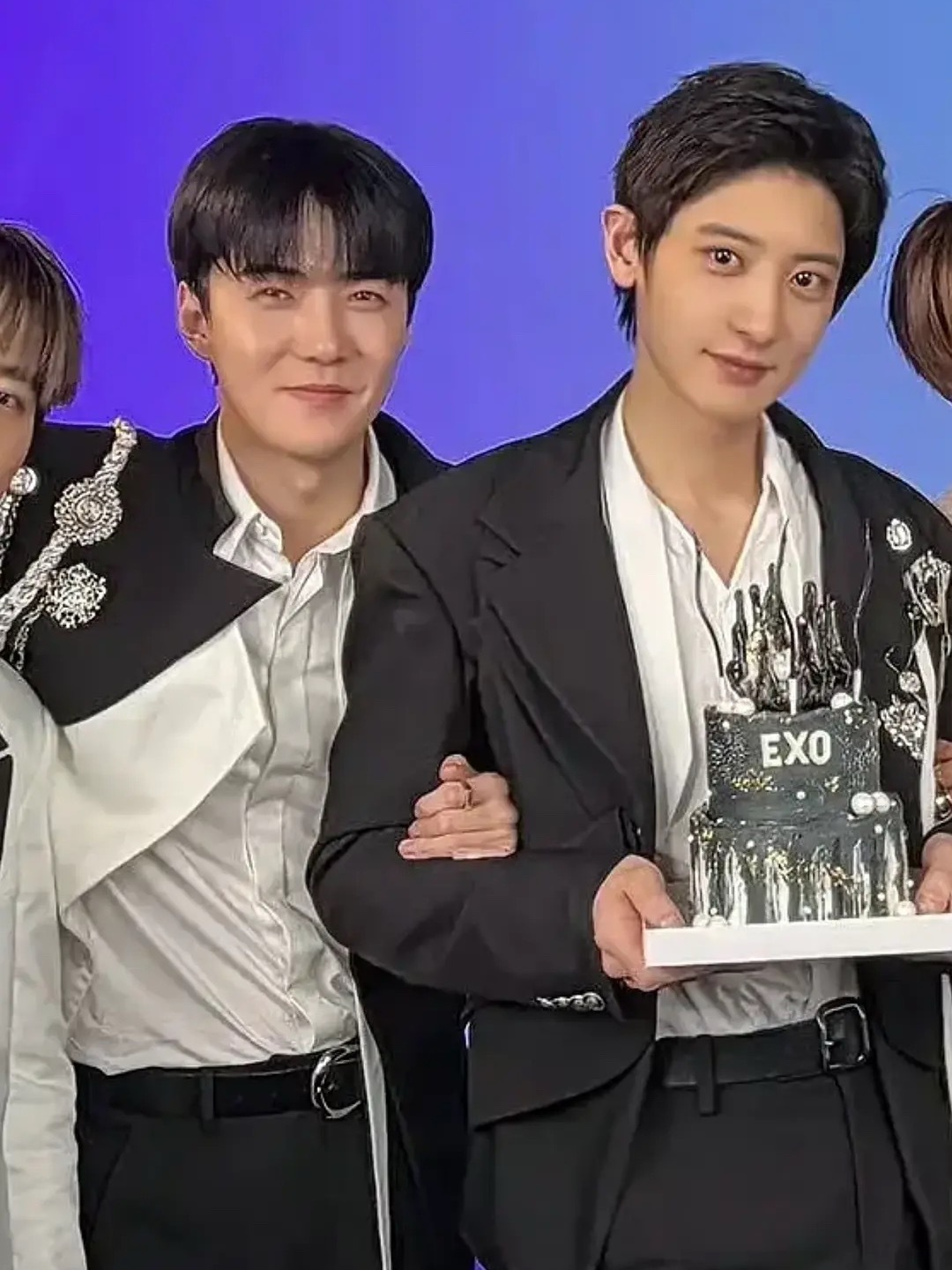 吴世勋和朴灿烈同框EXO门面之争这下是不是尘埃落定了？