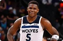 19胜10负的森林狼队，队内最强5人分别是:1、爱德华兹，24岁，身高1米9
