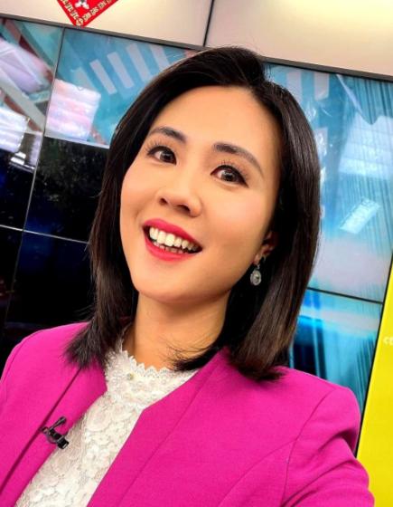 中天小姐姐直播翻车了！你想知道为啥吗？中天小姐姐总把镜头对准北京的老胡
