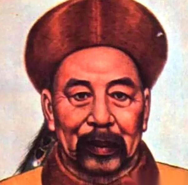 一年挣40000两，一个月只给老婆200两家用。换你，你炸不炸？左宗棠老婆就