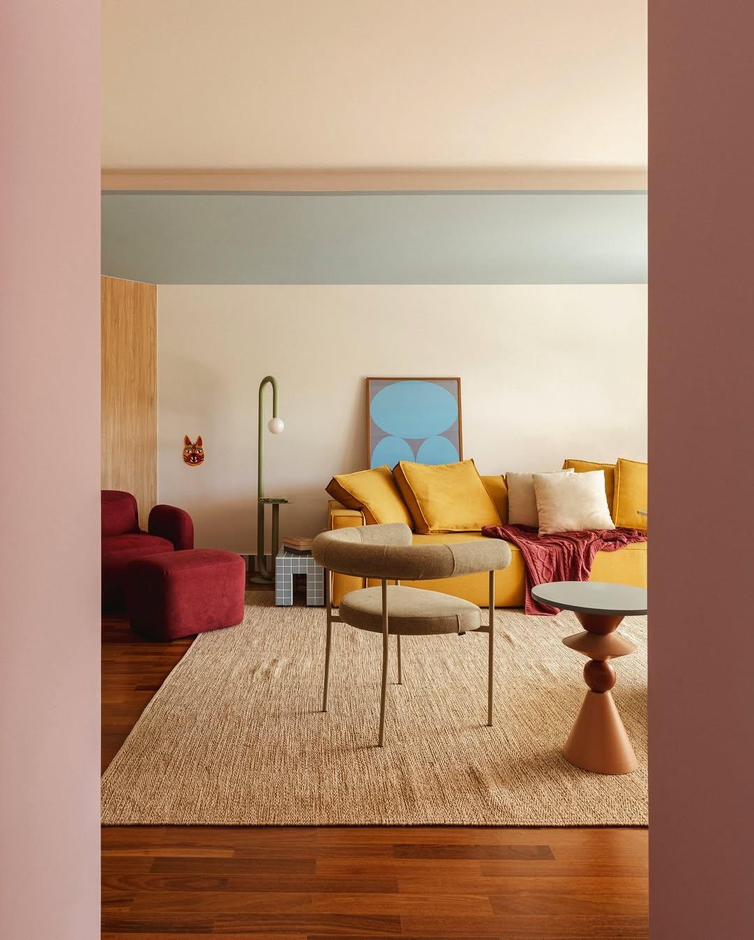 别怕色彩显杂乱!主色定调+辅色点缀,小空间也能玩出活力感。🌈小户型如何装修好看