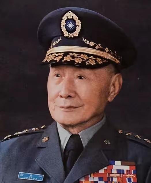 何应钦：毛主席说“绝不接受他毛主席说“绝不接受他投降”，周总理怒斥他是“千古罪人