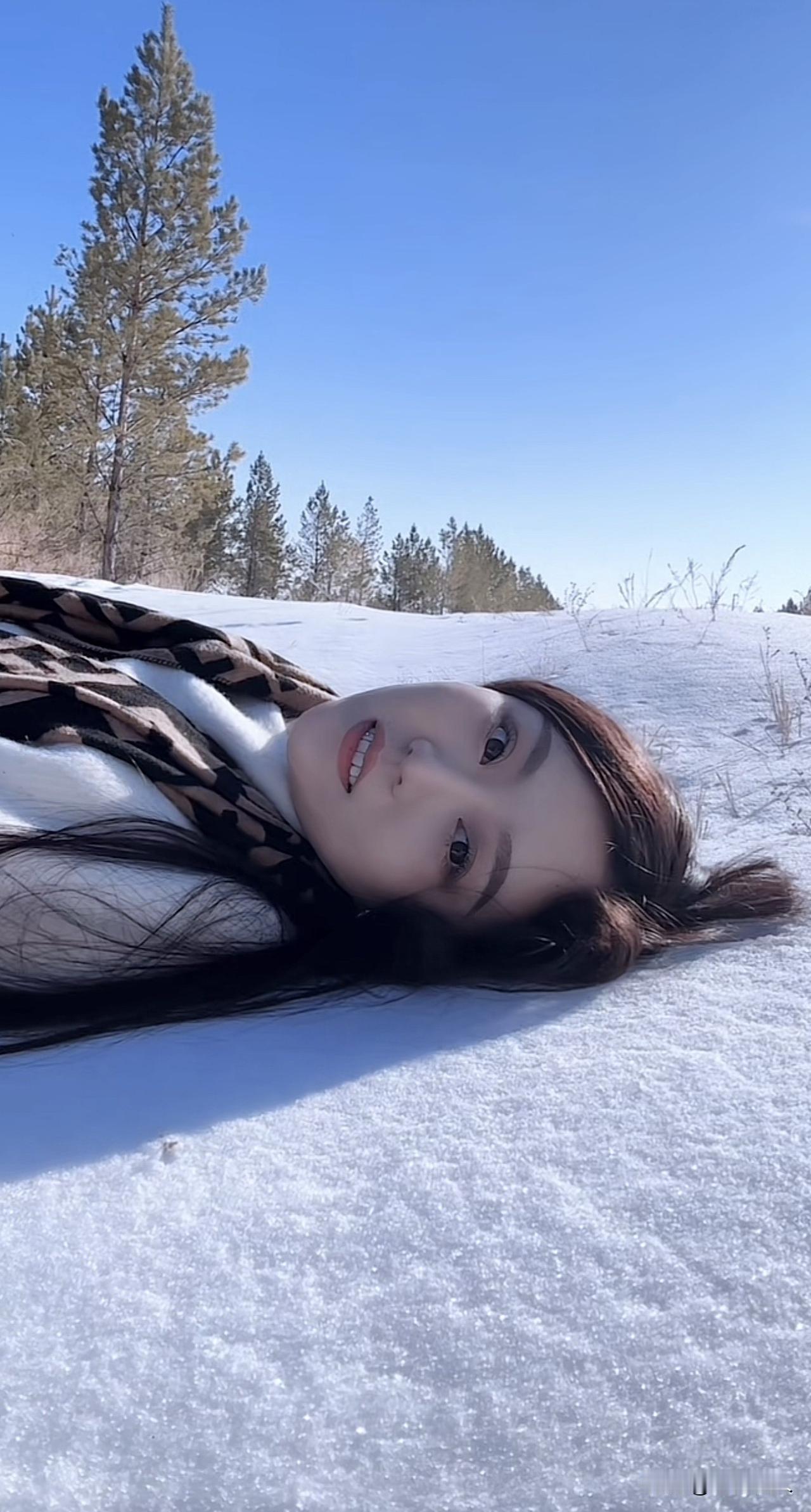 所有成大事的人，都必须经历苦难。小成，靠苦难；中成，靠磨难；大成，靠灾难。