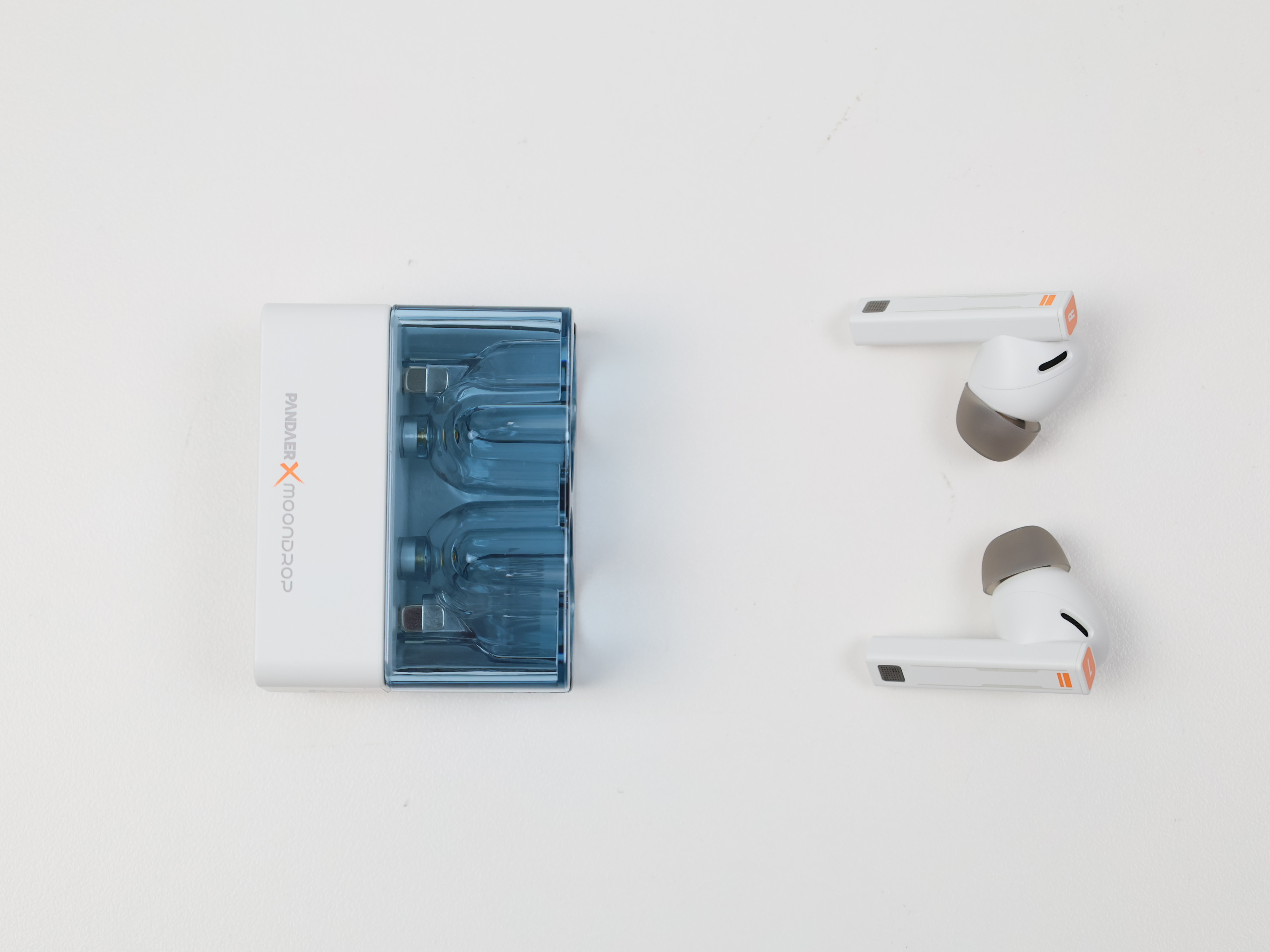 魅族新耳机到啦-太空漫游2降噪耳机，和水月雨联名的，这个配色你打几分？耳机是开放