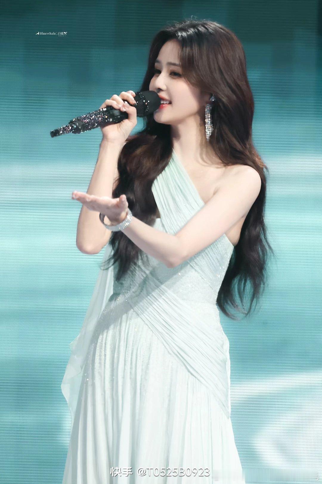 #白鹿#我们家白鹿🦌太美丽了，天下无人能敌​