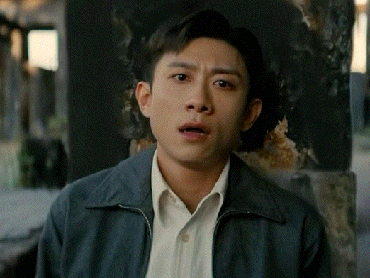 感觉张一山真的要抽搐过去了张一山的表演太有层次感了，从错愕到失神，眼神里的情绪