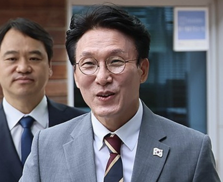 韩国准总理麻烦缠身金民锡这人，简直是掉进了大染缸！你想想
