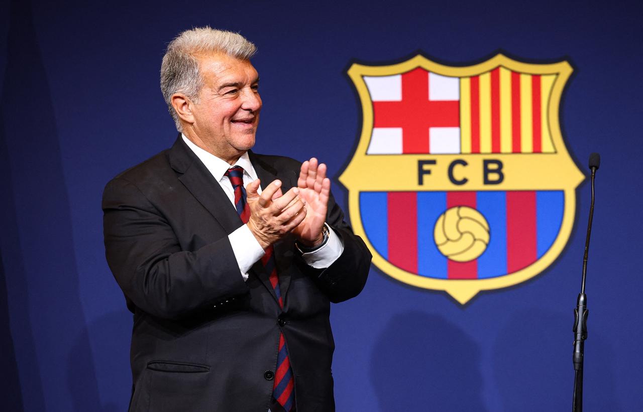 欧洲转会新闻汇总！★不得已而为之！拉波尔塔接受采访时再次谈到当初逼走梅西的决