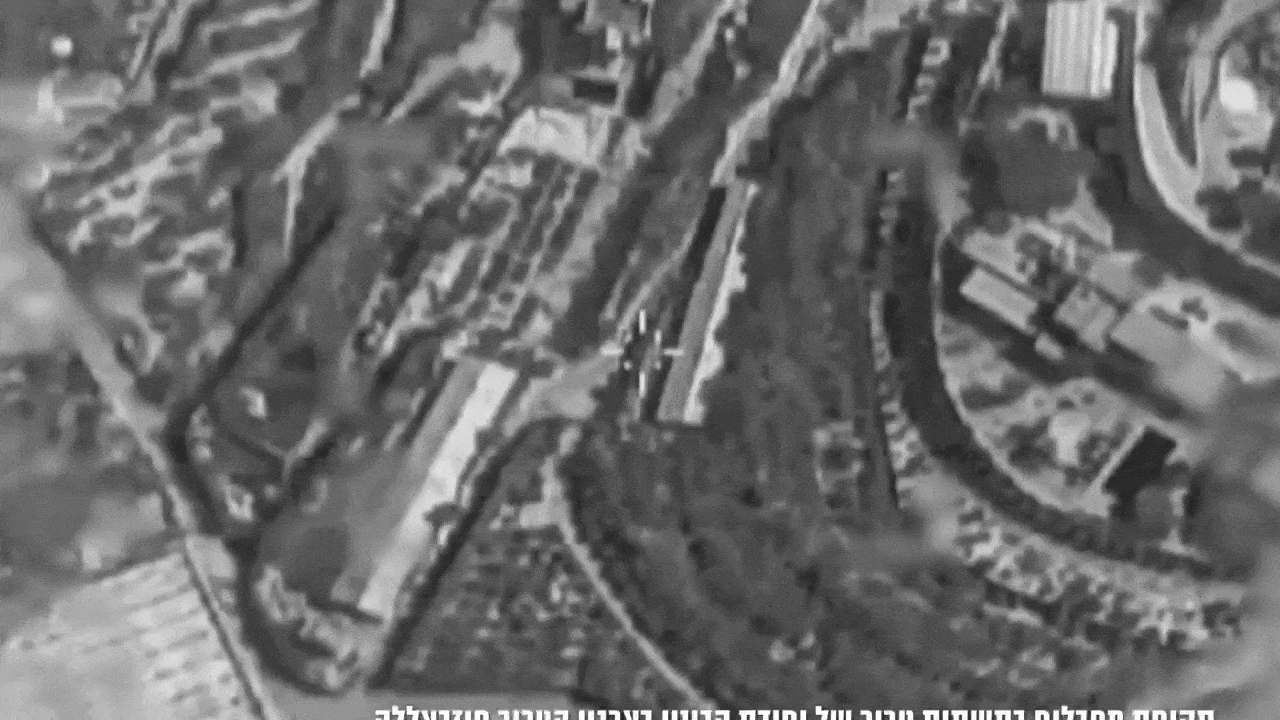 ⚡️🇱🇧🇮🇱以色列国防军报告称，他们对黎巴嫩南部的真主党武装分子及其设施