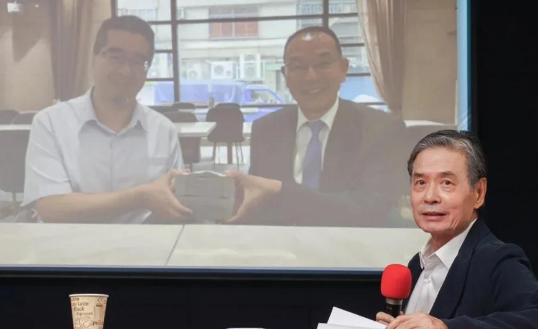 金溥聪反击，否认曾接到马英九家人“警告短信”；民进党高层再次表态，司法部门必须介