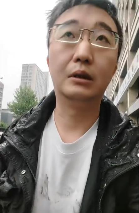 十赌九输！4月25日，广东男子沉迷赌博直言已撑不住，以前是富商建立过寺院，从佛门