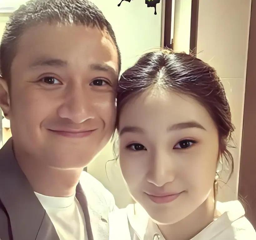 马伊琍和文章的女儿爱马真会遗传，比父母都好看。