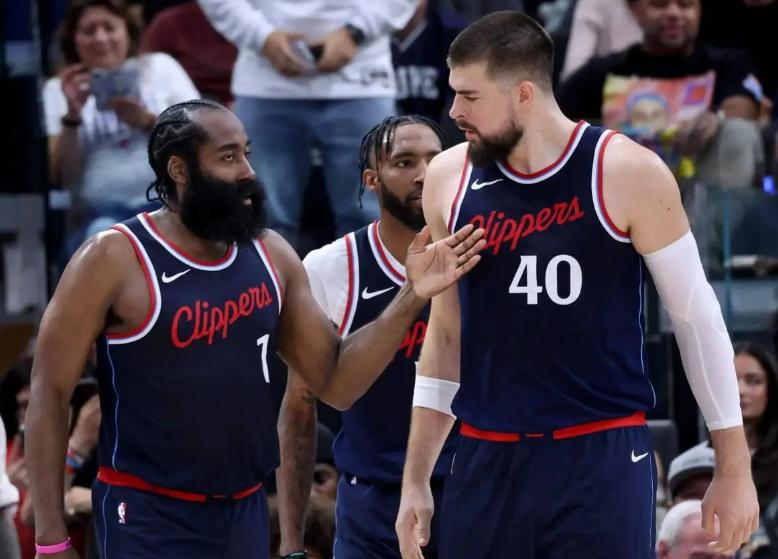 为什么快船在失去了哈登和祖巴茨两名主力后还是能有相对不错的发挥呢？哈登缺席后