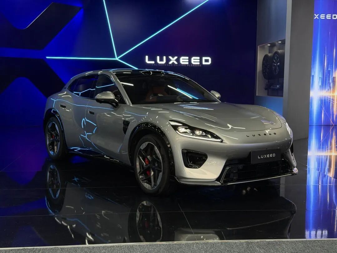 智界预计还有四款 SUV 出海, 消息称后续开发都是按照全球车型(标准)