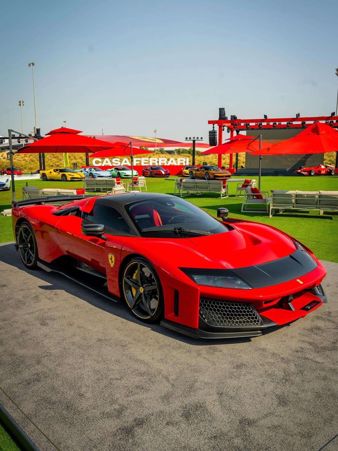 近距离观察法拉利之家（CasaFerrari）的F80，限量799台..法拉利