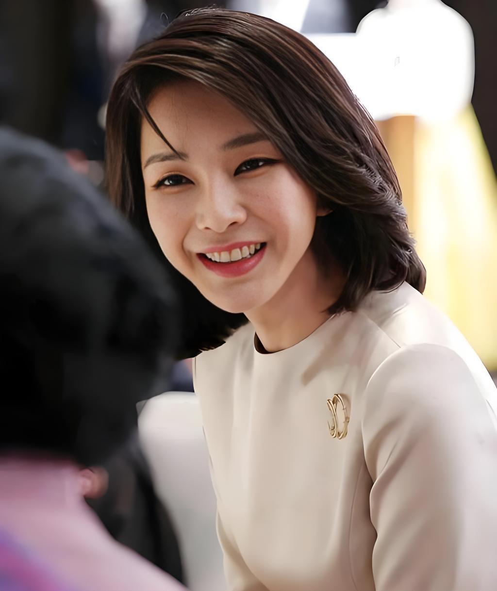 尹锡悦基本上没有翻身的可能了，他老婆金建希已经交代完了。金建希终于开口，对于