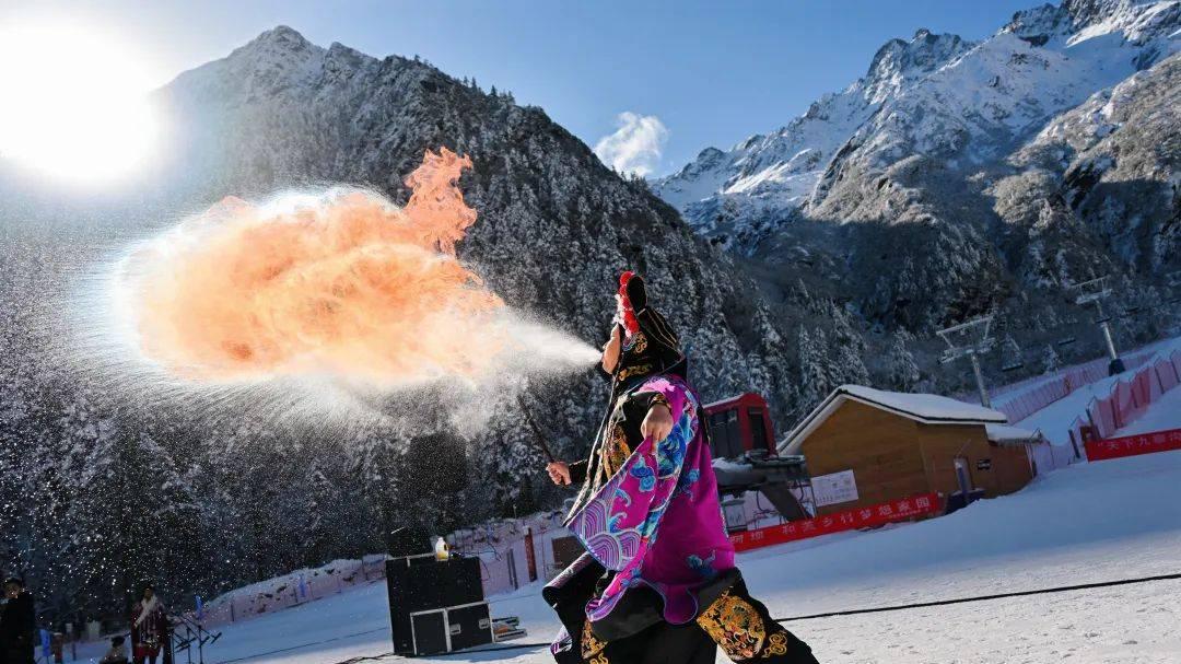 超10万人次! “冰雪+”点燃汶川旅游产业发展新引擎~