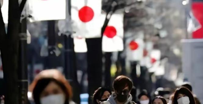 日媒披露，中国五一长假落幕，赴日旅游热潮彻底退潮。这个五一，朋友圈里的东京塔