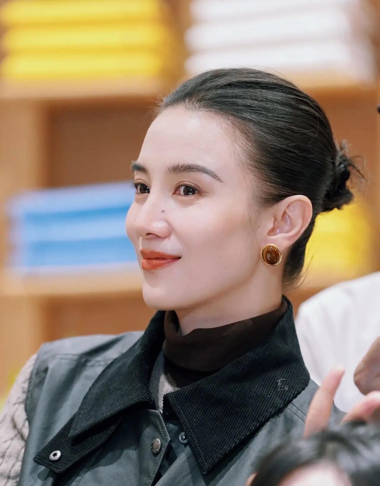 如果我有儿子我肯定不会让他娶宋佳当老婆不是因为她45岁了，也不是因为她在娱乐圈绯