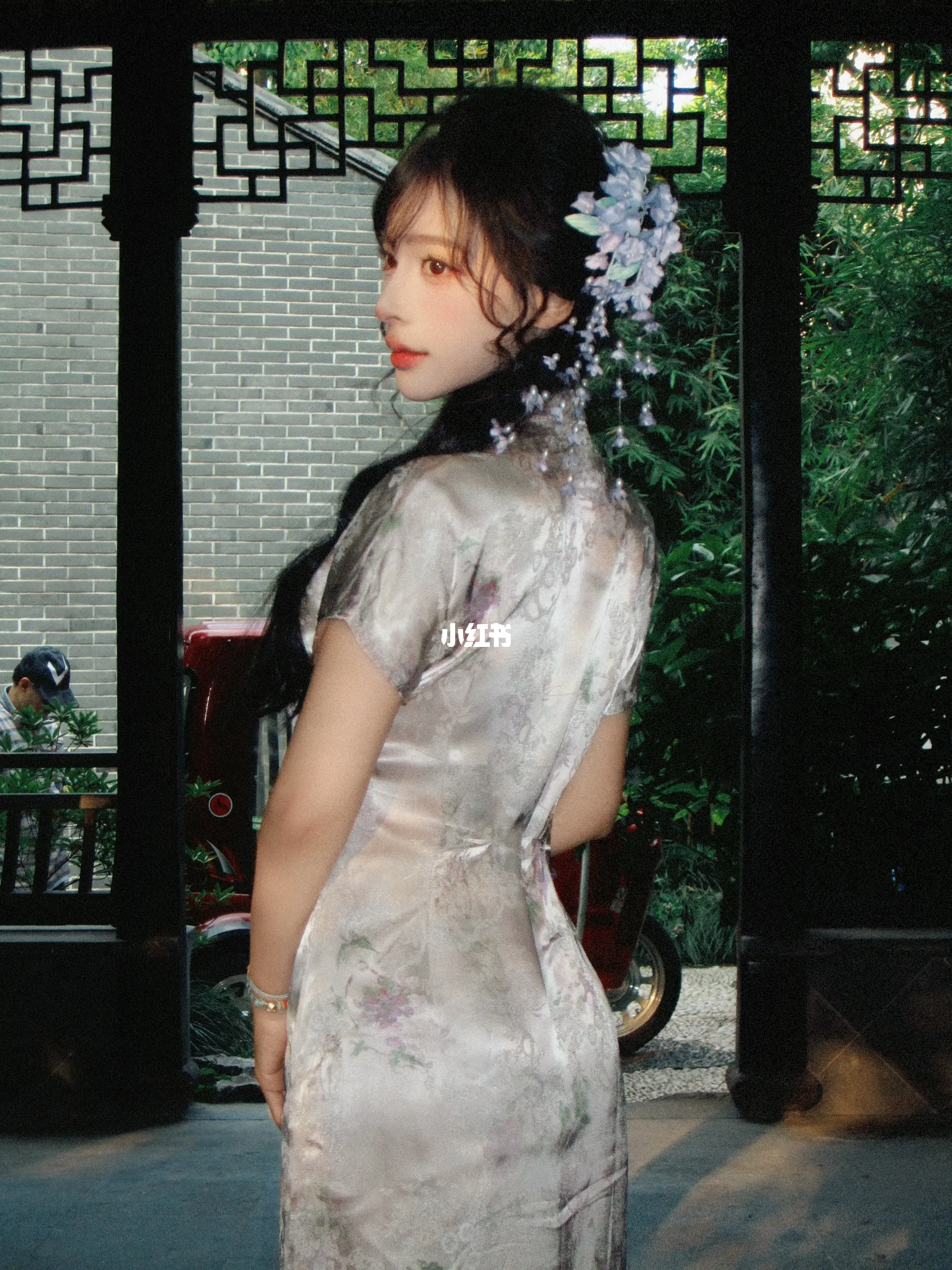 中国女人当然要穿旗袍