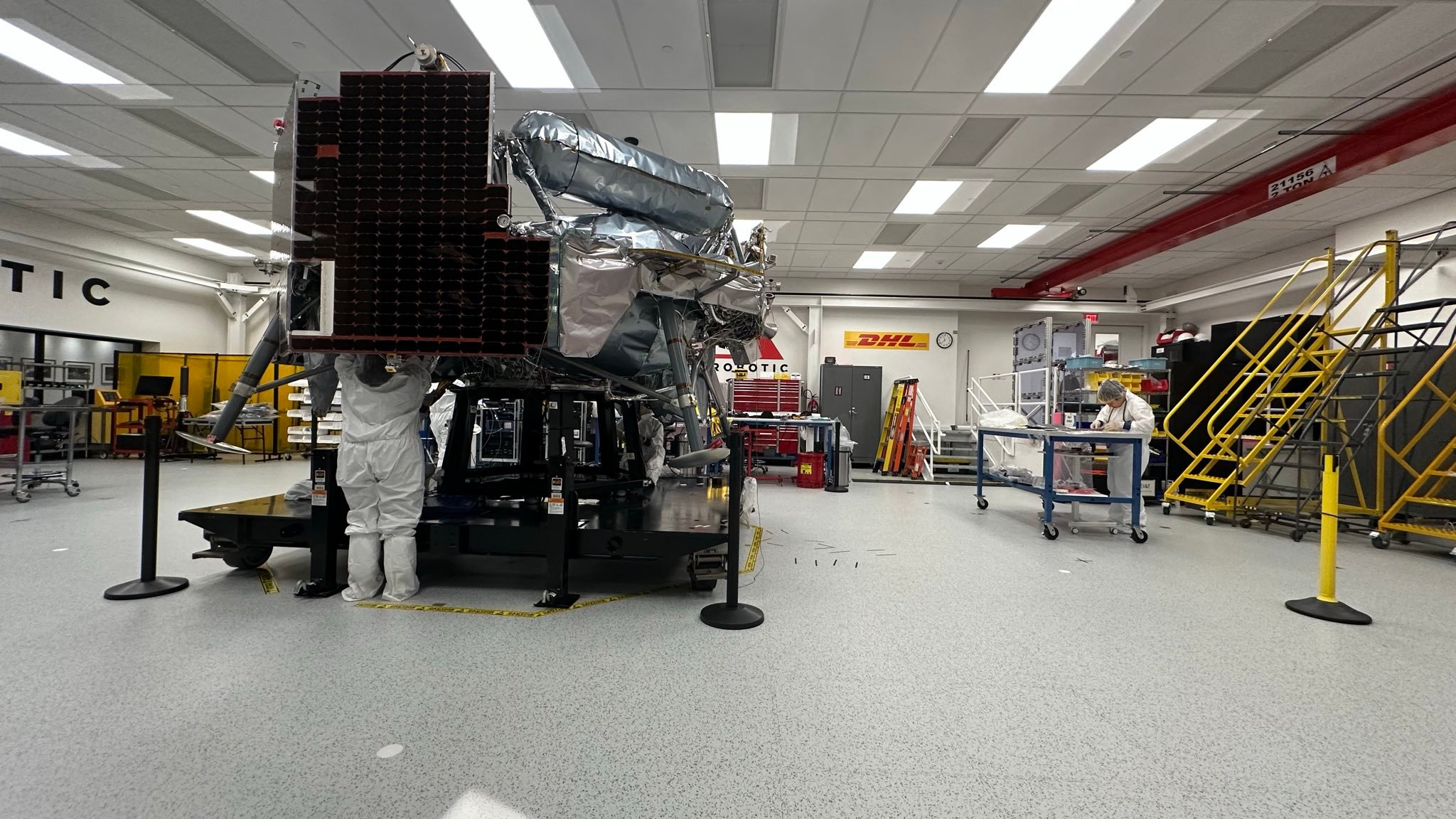 月球基地着陆器距离月球南极又近一步🌕Astrobotic公司近日展示了Grif