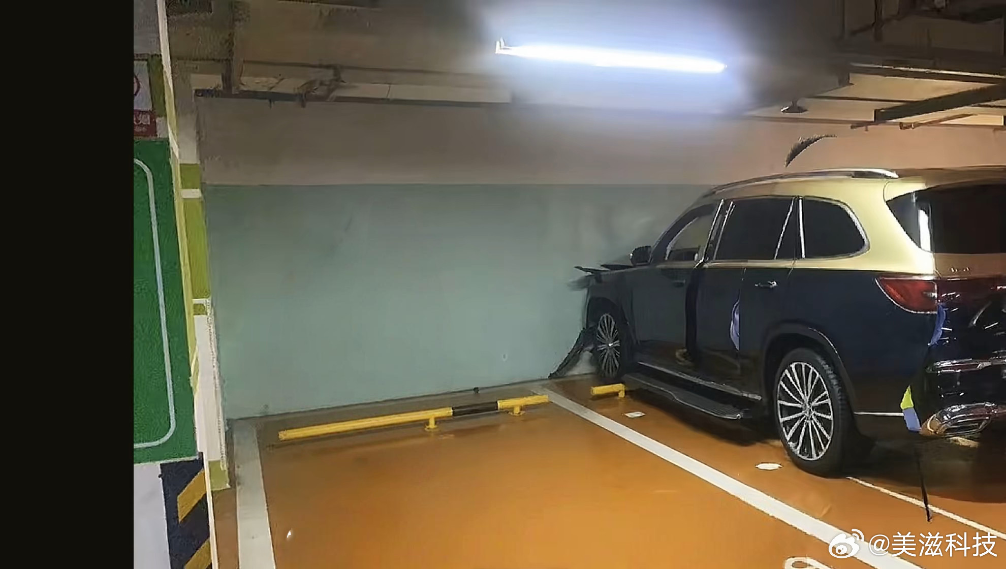 刹都刹不住，直勾勾撞墙去了！小米汽车小米自动驾驶浙赛圈速SUV总榜第11