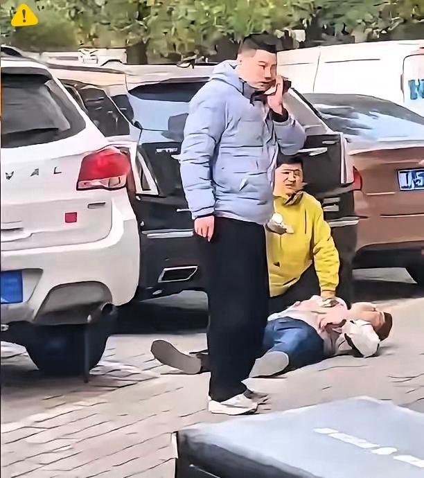 一死一伤的悲剧真不是“冲动”俩字能翻篇的！别再怪外卖小哥太极端了，谁的血