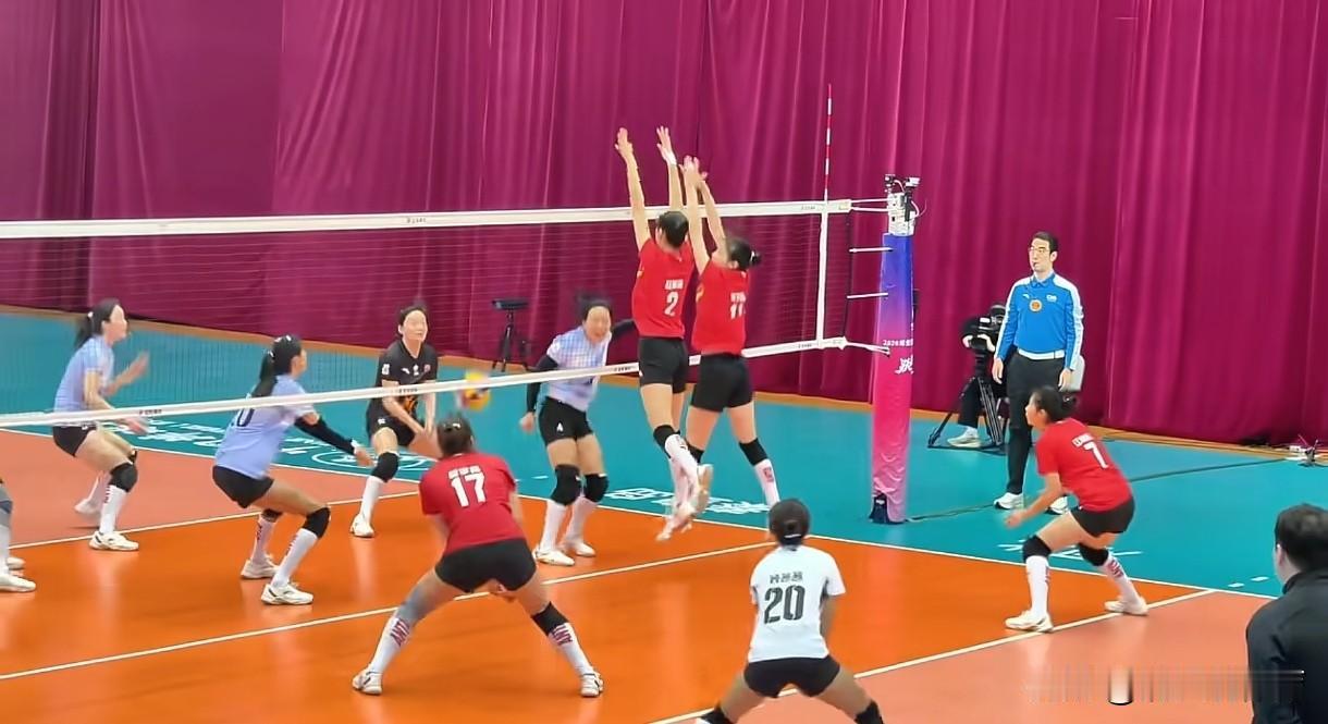 江苏女排此次参加全国青年女排挑战赛的最大收获不仅仅只是球队晋升到B级联赛，还有就