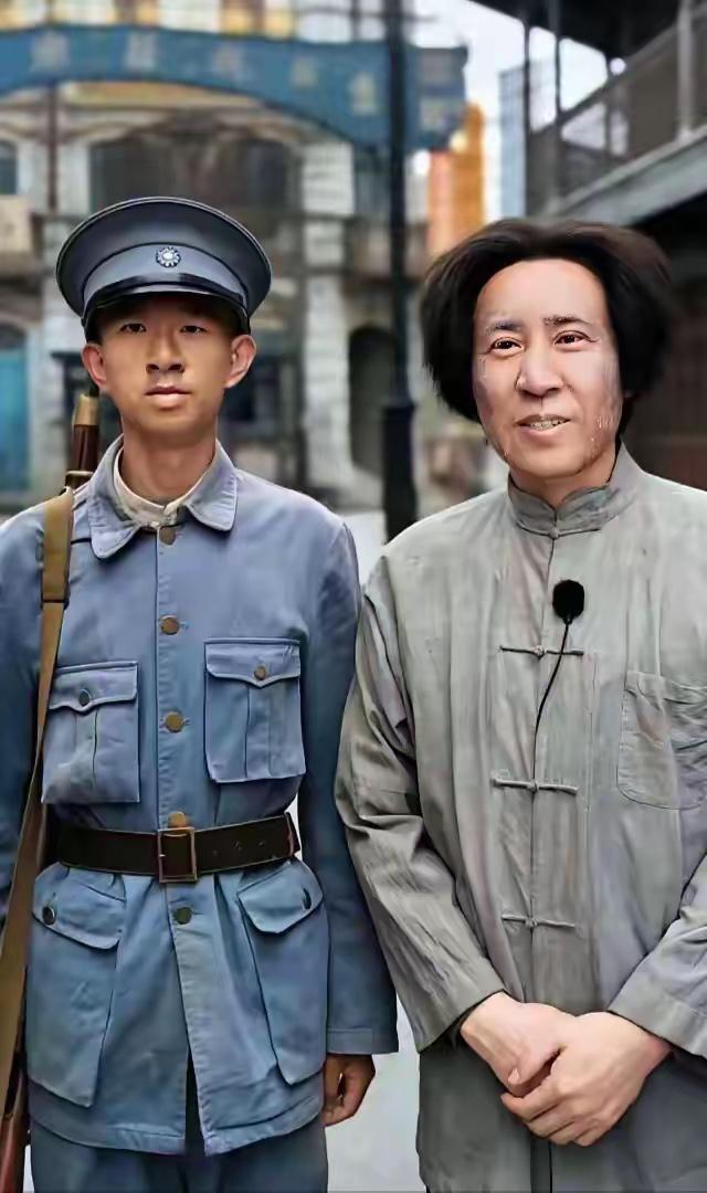 塑造伟人确实得严肃，这可不是闹着玩的。就说饰演毛主席的特型演员，古月之后出现断档