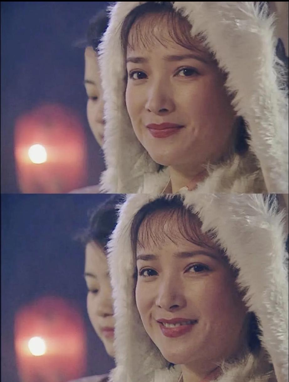 反复比较，还是何晴版的包惜弱，最接得住霸道王爷完颜洪烈的旷世痴心一片。金庸笔下