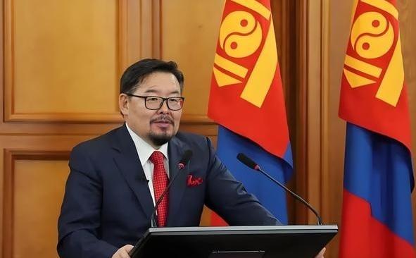 蒙古国如果加入北约，会不会成为第二个乌克兰？就这样说吧，蒙古国上午8点加入北约，