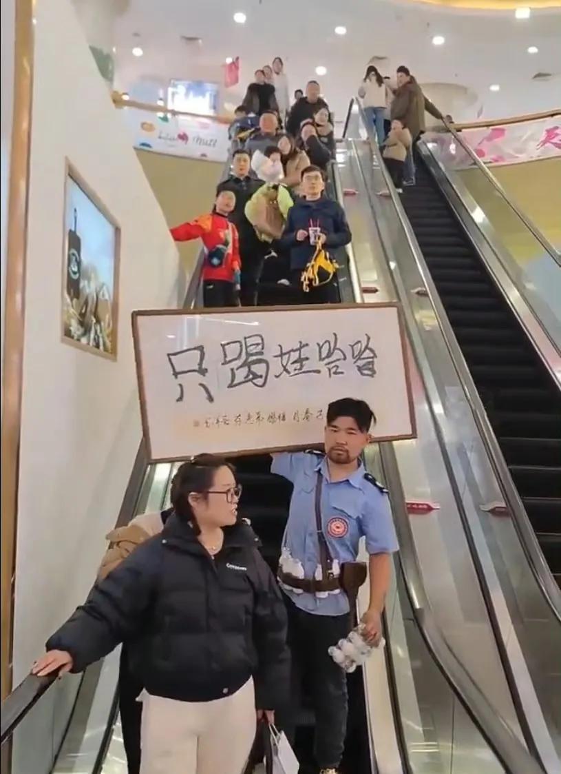 这个大兄弟去年感动了许多人！现在好好吗，在哪家医院就诊啊？
