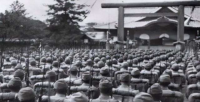 1945年8月，日军投降的消息传到了泰国曼谷，在这里休整了快两年的大阪师团已经彻